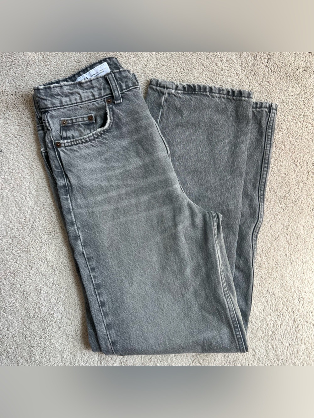 Zara Washed Grey High Rise Straight Leg Edgy Jeans Size 6 Vintage Wash Denim